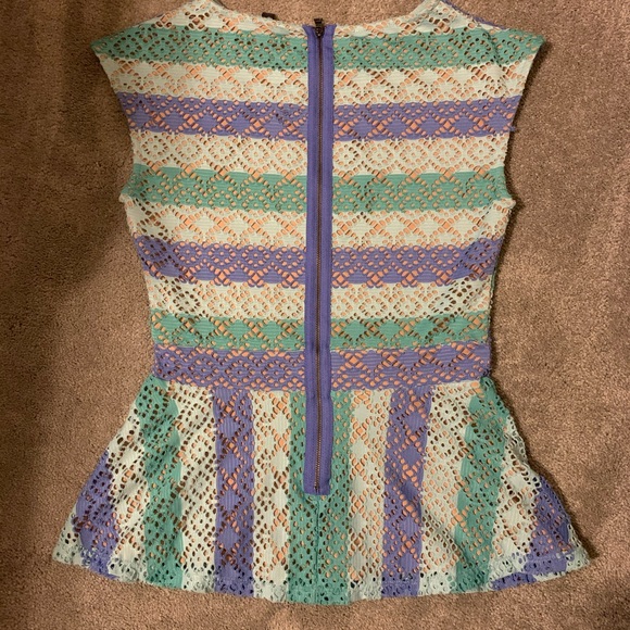 BCBG peplum top in good condition - Picture 2 of 3